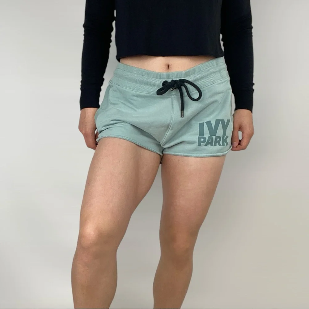 IVY PARK x Beyoncé Logo Short Running Lounge Active‎
